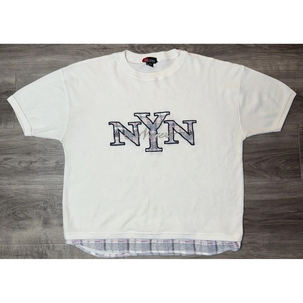 New York News T Shirt Size Large White Vintage Made In Hong Kong Embroidered